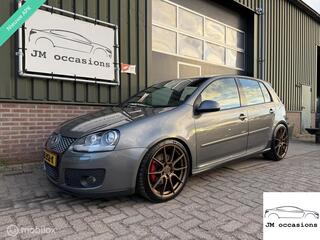 Volkswagen Golf V