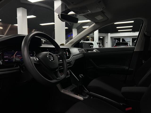 Volkswagen Polo 1.0 Business | Clima | PDC | Led | Carplay |