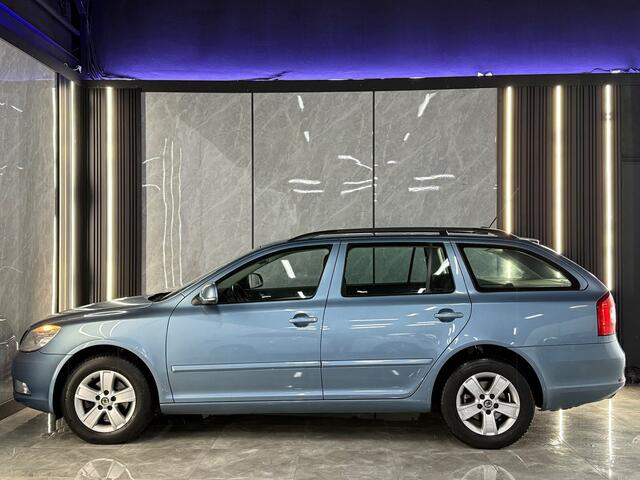 Skoda Octavia Combi 1.4 TSI Ambition Business Line Xenon | Park Sensor | Navi | Trekhaak | Nap | Boekjes