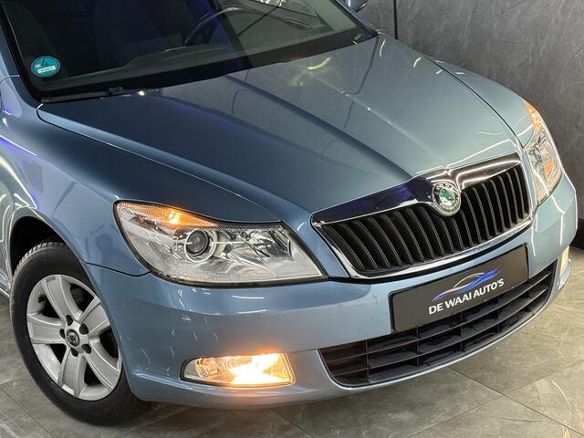 Skoda Octavia Combi 1.4 TSI Ambition Business Line Xenon | Park Sensor | Navi | Trekhaak | Nap | Boekjes
