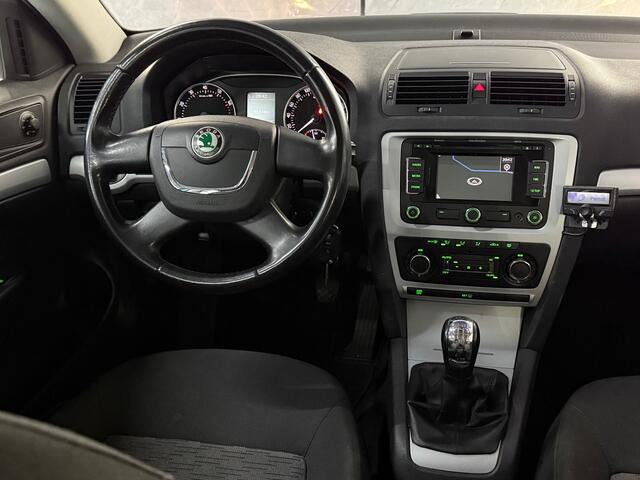 Skoda Octavia Combi 1.4 TSI Ambition Business Line Xenon | Park Sensor | Navi | Trekhaak | Nap | Boekjes
