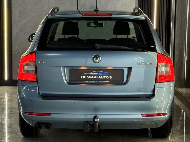 Skoda Octavia Combi 1.4 TSI Ambition Business Line Xenon | Park Sensor | Navi | Trekhaak | Nap | Boekjes