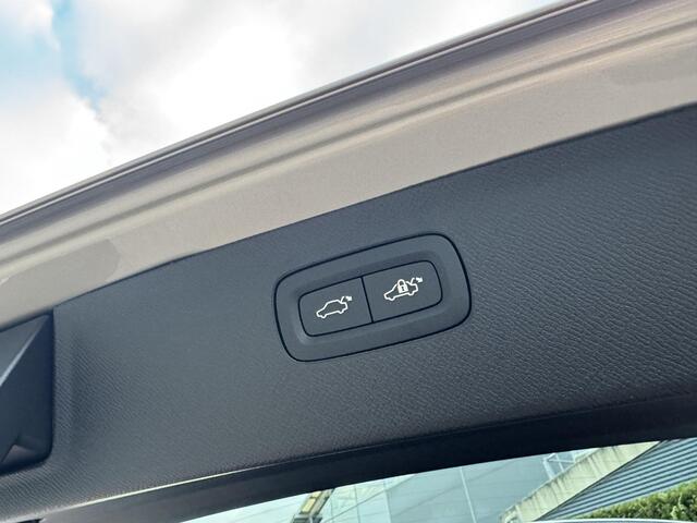 Volvo XC90 T8 Plug-in hybrid AWD Ultra Bright Exec. Ed. | Luchtvering | B&W Audio | 360 Camera | Leder Dashboard