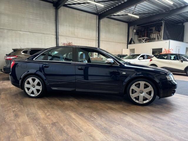 Audi A4 Avant 4.2 V8 quattro S4