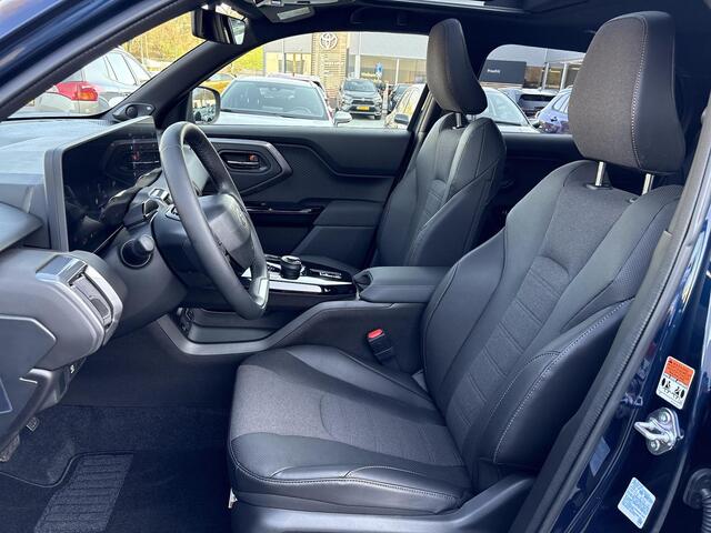 Toyota Urban CRUISER Executive 61 kWh CELESTIAL BLUE/ E AUTO