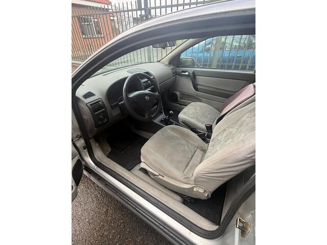 Opel Astra 1.6 Sport met 83000 km koppeling moet worden vervangen