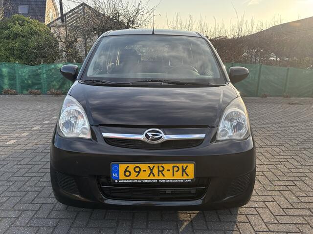Daihatsu Cuore 1.0 Premium | Airco | Elektrische ramen | Spoiler |
