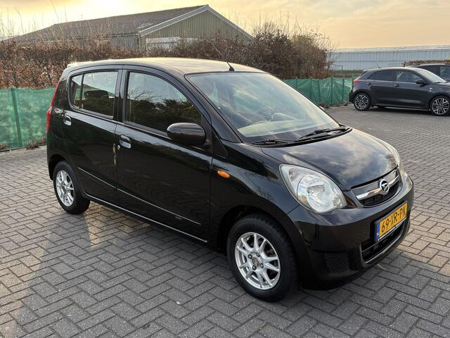 Daihatsu Cuore 1.0 Premium | Airco | Elektrische ramen | Spoiler |