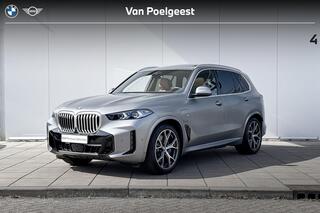BMW X5 xDrive50e M Sport | Carbon | Trekhaak | Panoramadak