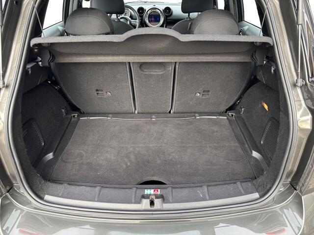 Mini Countryman 1.6 John Cooper Works ALL4 Chili | Pano-dak | Navigatie | 18 Inch | Sportstoelen | Stoel- voorruitverw. |