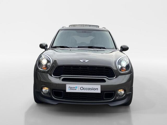 Mini Countryman 1.6 John Cooper Works ALL4 Chili | Pano-dak | Navigatie | 18 Inch | Sportstoelen | Stoel- voorruitverw. |