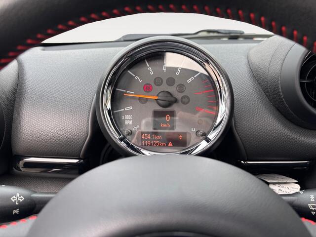 Mini Countryman 1.6 John Cooper Works ALL4 Chili | Pano-dak | Navigatie | 18 Inch | Sportstoelen | Stoel- voorruitverw. |