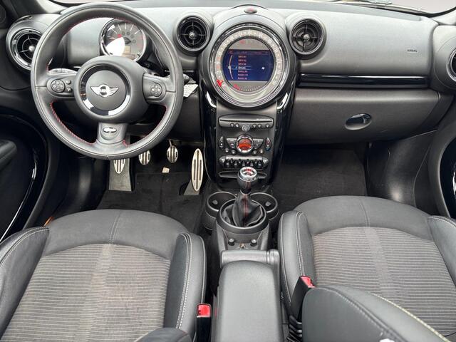 Mini Countryman 1.6 John Cooper Works ALL4 Chili | Pano-dak | Navigatie | 18 Inch | Sportstoelen | Stoel- voorruitverw. |