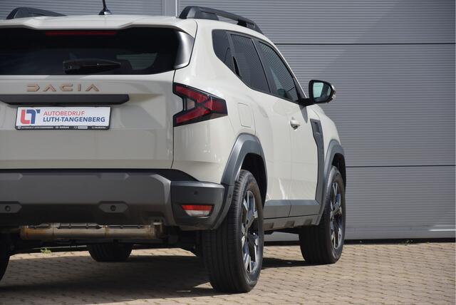 Dacia Duster 1.6 Hybrid 140 Extreme |  |