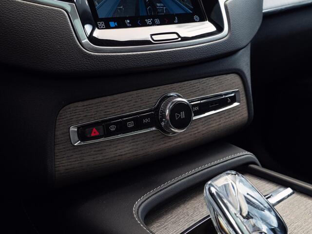 Volvo XC90 2.0 T8 Recharge AWD Ultimate Dark|Panorama |Trekhaak|Massage|Harman Kardon