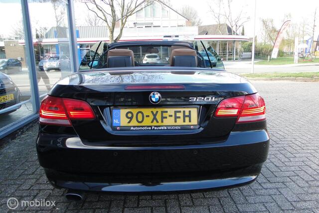 BMW 3-Serie Cabrio 320i High Ex, benzine, schakel, 157541 km