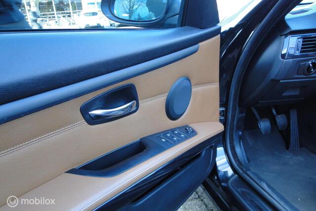 BMW 3-Serie Cabrio 320i High Ex, benzine, schakel, 157541 km
