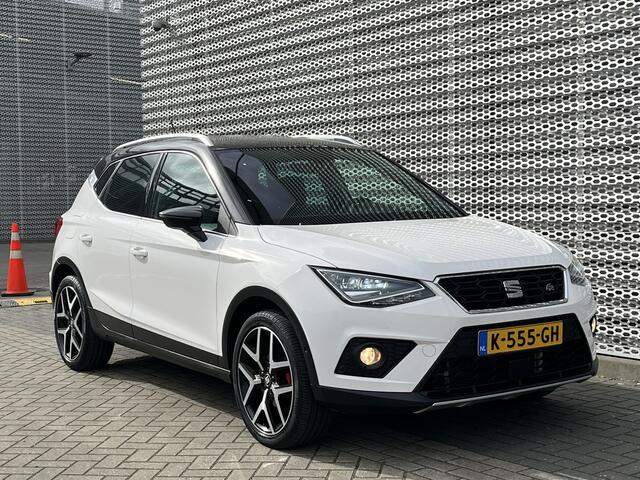 Seat Arona 1.0 TSI FR / Digitaal dashboard / Navigatie / App connect / Camera / Parkeersensoren V+A /