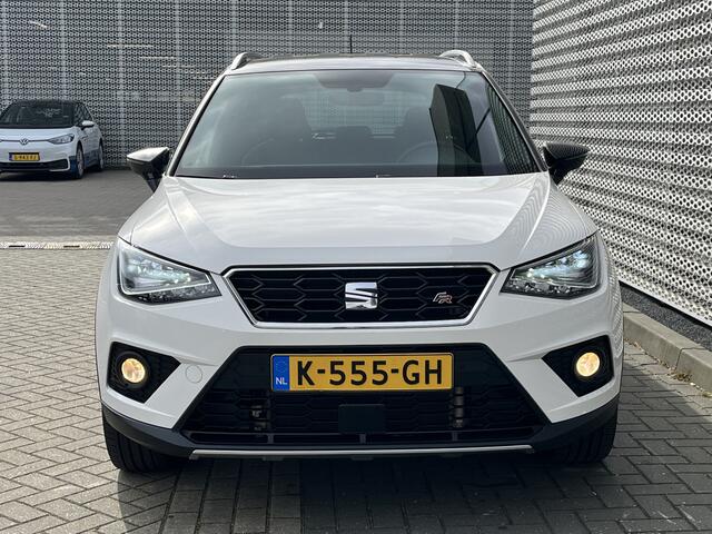 Seat Arona 1.0 TSI FR / Digitaal dashboard / Navigatie / App connect / Camera / Parkeersensoren V+A /