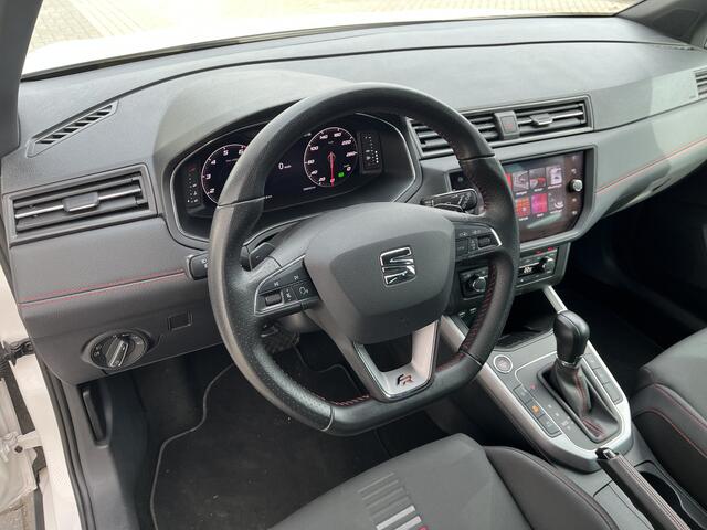 Seat Arona 1.0 TSI FR / Digitaal dashboard / Navigatie / App connect / Camera / Parkeersensoren V+A /