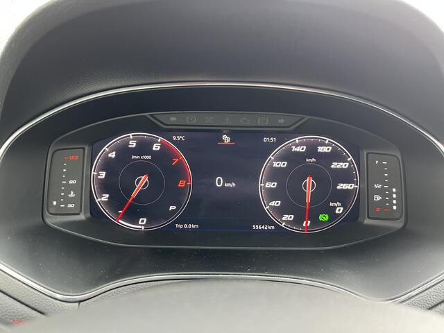 Seat Arona 1.0 TSI FR / Digitaal dashboard / Navigatie / App connect / Camera / Parkeersensoren V+A /