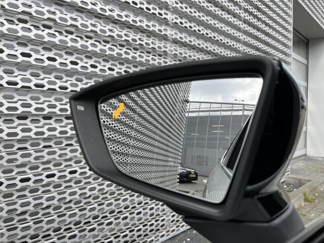 Seat Arona 1.0 TSI FR / Digitaal dashboard / Navigatie / App connect / Camera / Parkeersensoren V+A /
