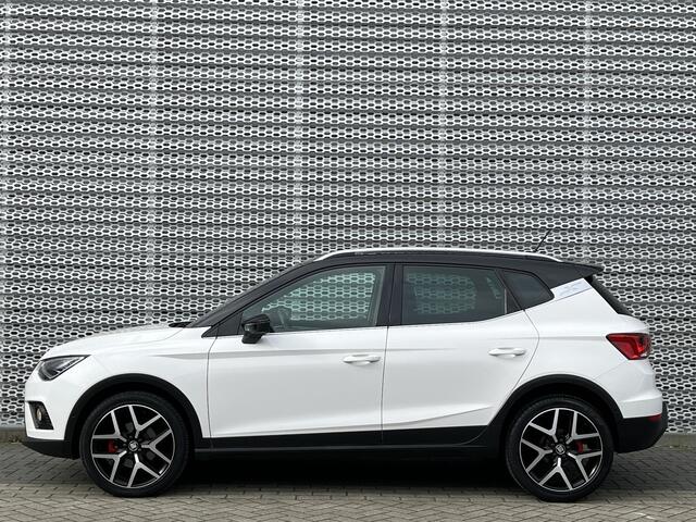 Seat Arona 1.0 TSI FR / Digitaal dashboard / Navigatie / App connect / Camera / Parkeersensoren V+A /