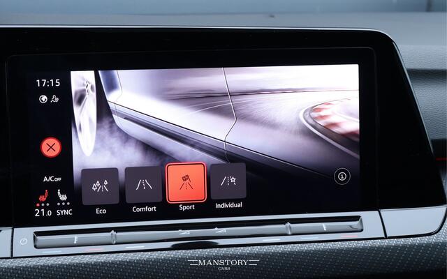 Volkswagen Golf 1.5 eTSI R-line |Pano | Automaat | Stoelver
