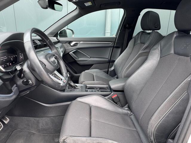 Audi Q3 35 TFSI S Line Edition  Panorama  Trekhaak  Stoelverwarming  Camera 