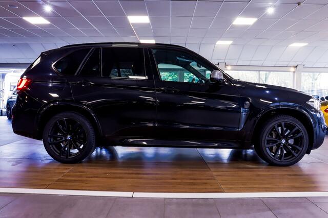 BMW X5 M50d Shadow/Carplay/Harman Kardon/20Breedte set/LED/Memory