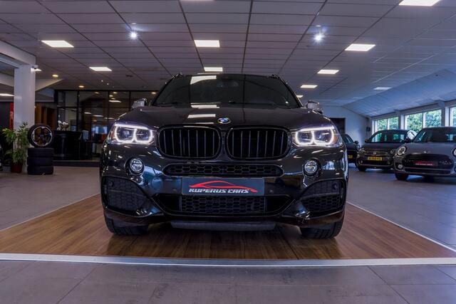 BMW X5 M50d Shadow/Carplay/Harman Kardon/20Breedte set/LED/Memory