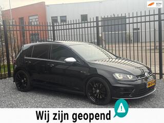 Volkswagen Golf VII