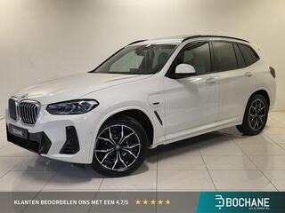 BMW X3 xDrive30e M-sport | Panoramadak | Laser Light | Leer | Head-up | Open dak |