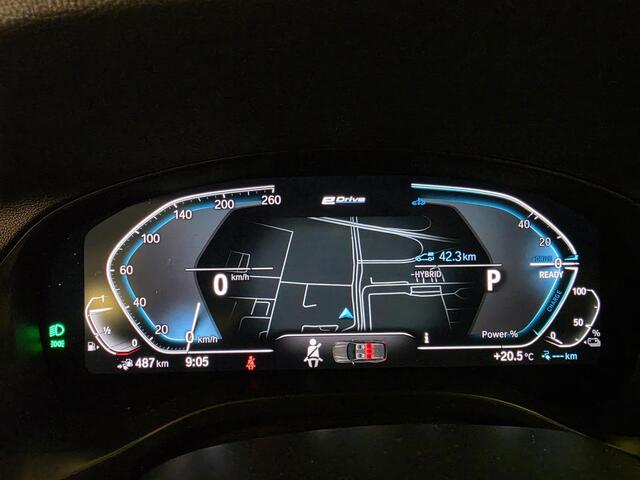 BMW X3 xDrive30e M-sport | Panoramadak | Laser Light | Leer | Head-up | Open dak |