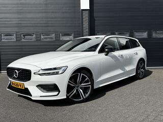 VOLVO V60 2.0 B3 163PK Momentum R-Design | Camera | Trekhaak | Stoel & Stuur verw. | �24.499,- incl. BTW
