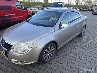 Volkswagen Eos