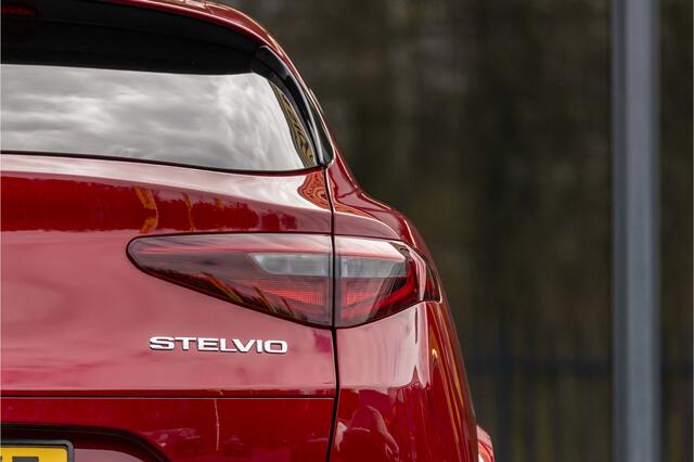 Alfa Romeo Stelvio 2.9 V6 AWD Quadrifoglio