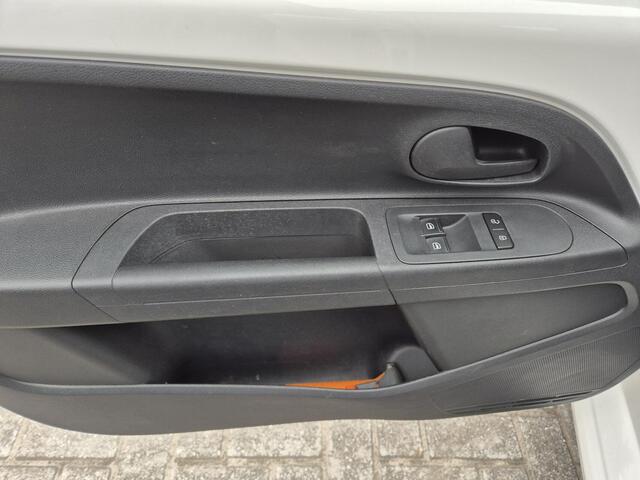 Volkswagen UP 1.0 take up BlueMotion 5-DRS | AIRCO