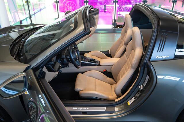 Porsche 992 3.0 4S Targa