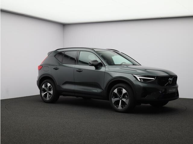 Volvo XC40 2.0 B4 Plus Dark / Panoramadak / Nubuck Bekleding / Harman Kardon / Elektrische Stoelen / BLIS / Stoel+Stuurverwarming /