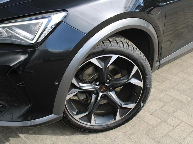 Cupra Formentor 1.4 e-Hybrid Adrenaline | 360� Camera | Navigatie | Stoelverwarming | Stuurverwarming | DAB