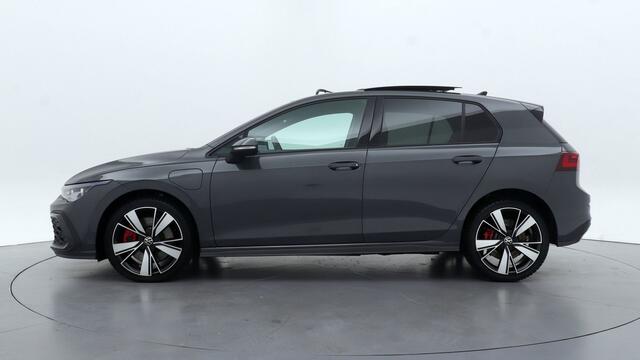 Volkswagen Golf GTE 1.4 TSI DSG 245pk eHybrid | Panorama | Matrix-LED | Camera