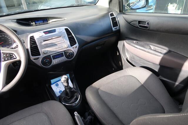 Hyundai I 20 1.2i Plus Rijklaarprijs Airco NAP