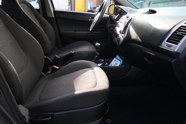 Hyundai I 20 1.2i Plus Rijklaarprijs Airco NAP