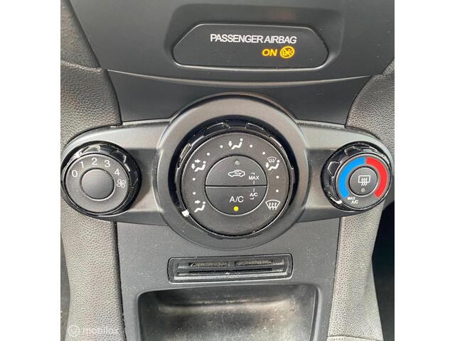 Ford Fiesta 1.0 Titanium 3-DEURS AIRCO EURO 5