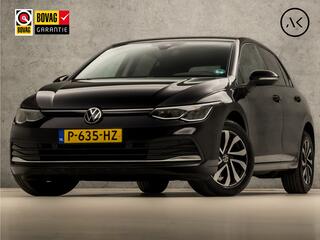 VOLKSWAGEN GOLF 1.0 TSI Sportline (APPLE CARPLAY, GROOT NAVI, SFEERVERLICHTING, KEYLESS, GETINT GLAS, SPORTSTOELEN, PARKEERSENSOREN, LM VELGEN, ADAPTIVE CRUISE, NIEUWSTAAT)