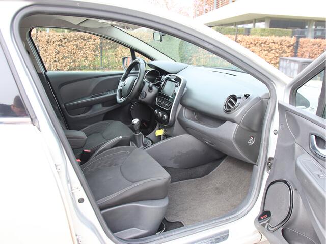 Renault Clio 0.9 TCe Limited Carplay, PDC, DAB+, NL auto  Lente actie