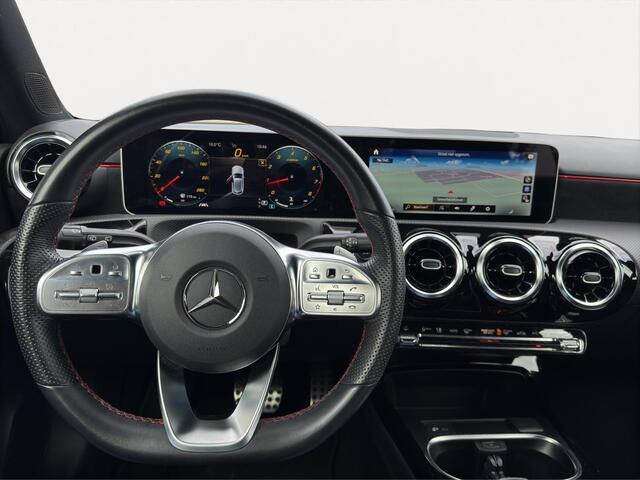 Mercedes-Benz A-Klasse 180 AMG Wide-Screen Multibeam Burmester