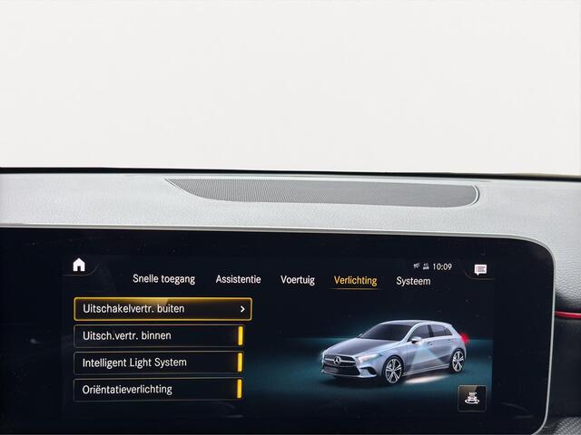 Mercedes-Benz A-Klasse 180 AMG Wide-Screen Multibeam Burmester