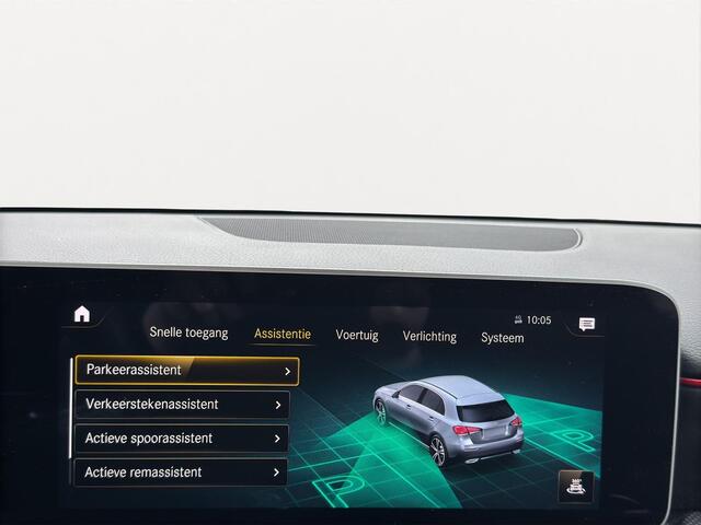 Mercedes-Benz A-Klasse 180 AMG Wide-Screen Multibeam Burmester